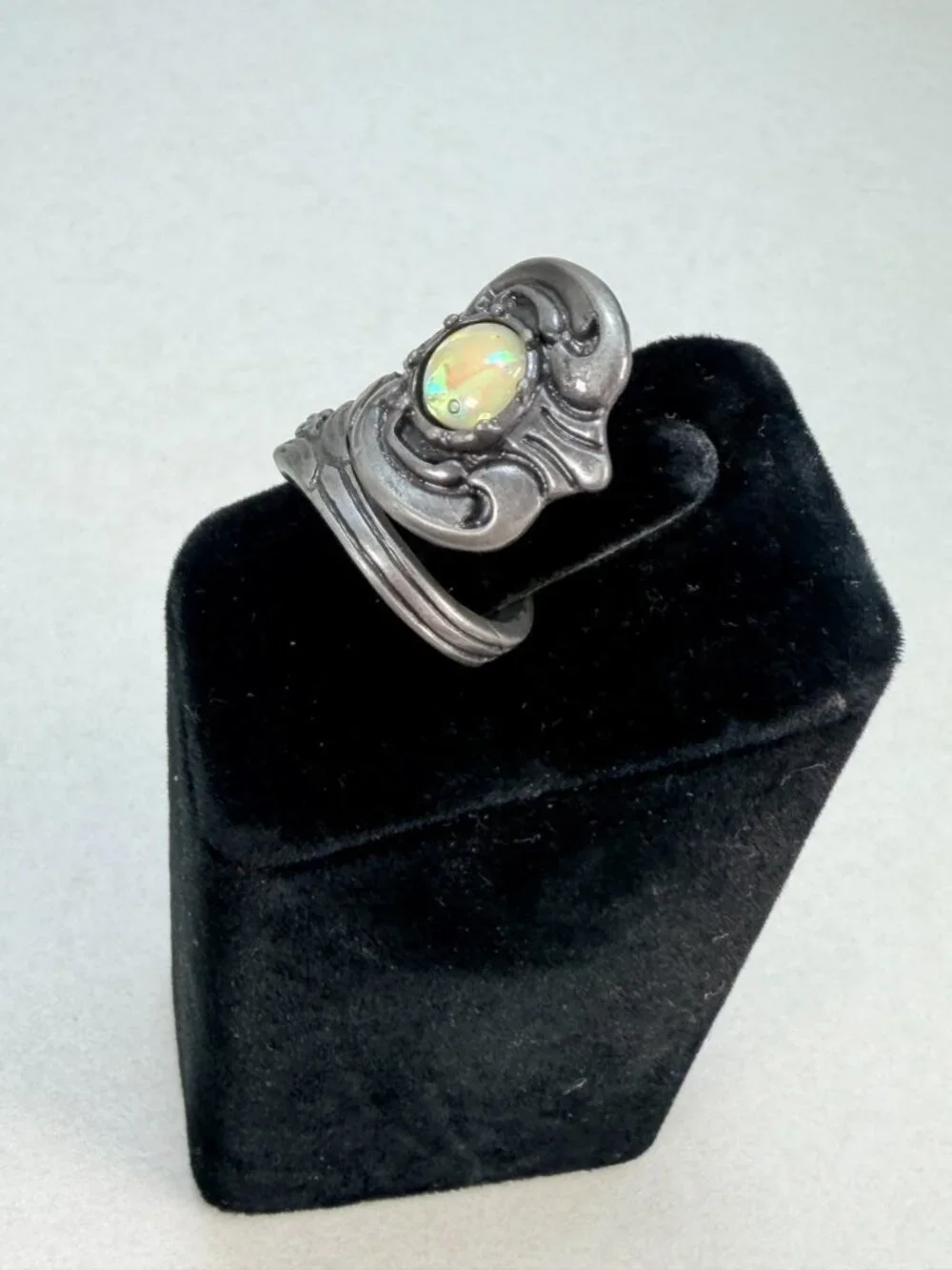 Vintage Opal Style Art Nouveau Statement Ring Silver Tone Cocktail Jewelry